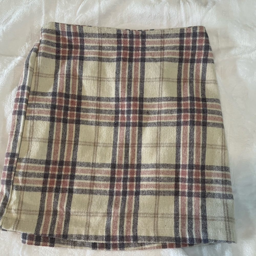 Pink and cream kilt